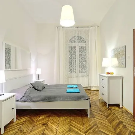 Apartment Next To The Main Square Krakow Exterior photo