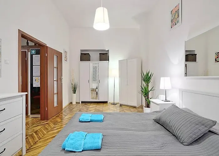 Apartment Next To The Main Square